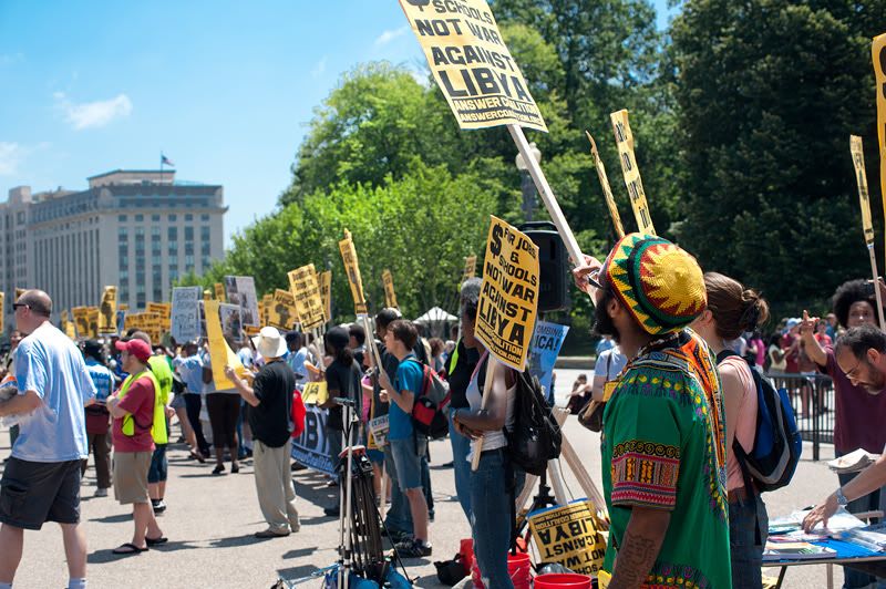 http://img.photobucket.com/albums/v73/molested_cow/Washington%20DC%202011/Lybian%20Protest/DSC_4910.jpg