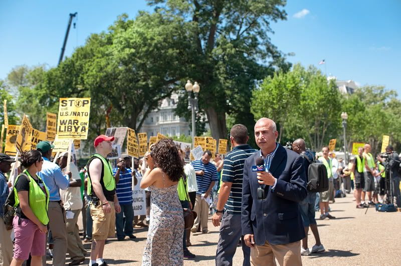 http://img.photobucket.com/albums/v73/molested_cow/Washington%20DC%202011/Lybian%20Protest/DSC_4930.jpg