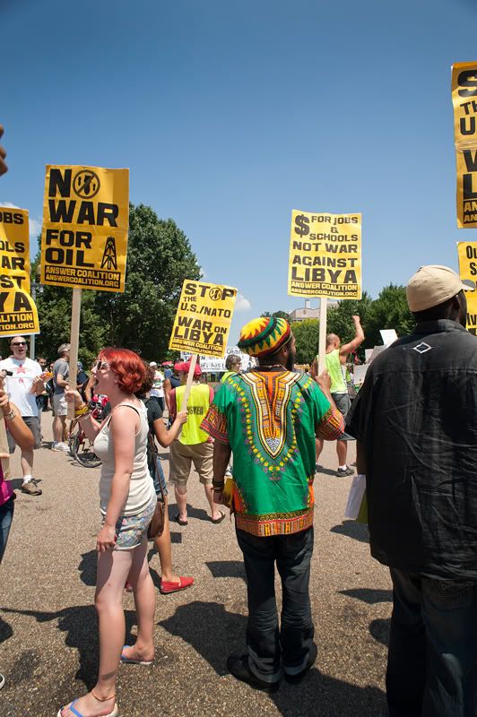 http://img.photobucket.com/albums/v73/molested_cow/Washington%20DC%202011/Lybian%20Protest/DSC_4941.jpg