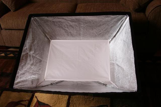 IMAGE: http://img.photobucket.com/albums/v732/Keithcpd/Softbox/IMG_9451.jpg