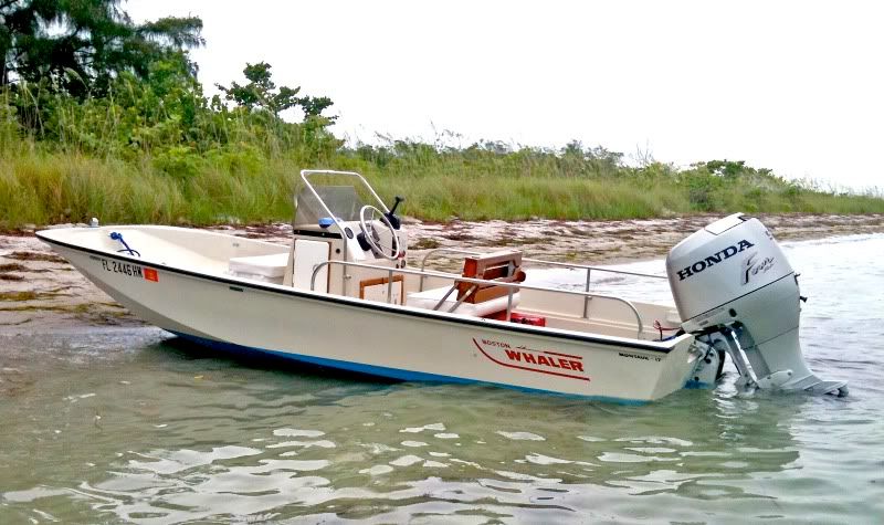 1991 17' Boston Whaler w/Honda 90hp 4-stroke