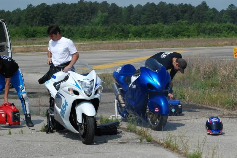 May 2010 Maxton Pictures from ACE PERFORMANCE (35 pics