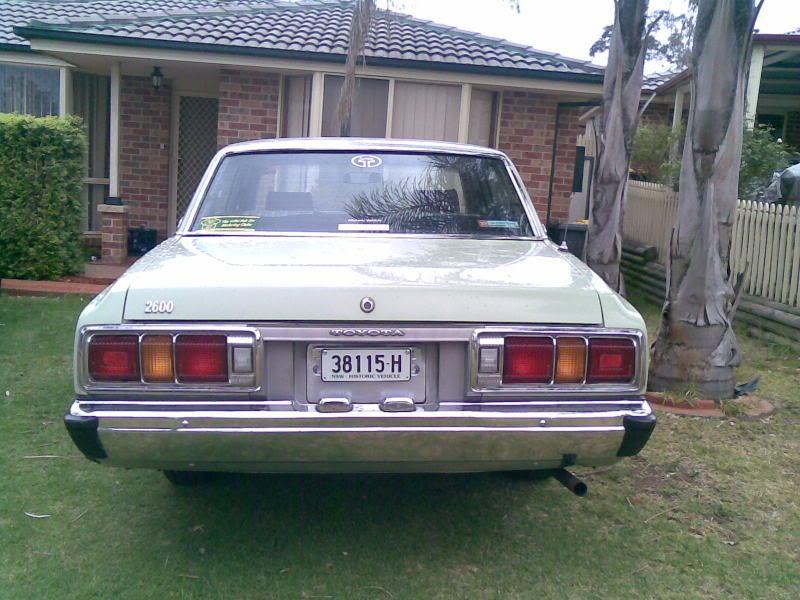 toyota crown old 1976 #7