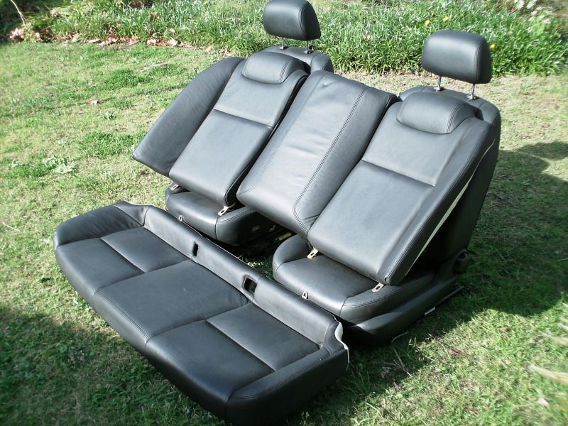 [NSW] VE Commodore Leather Seats Just Commodores