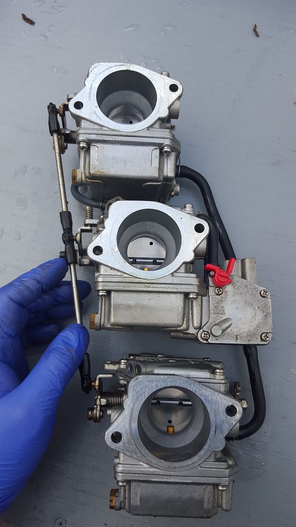 2000 Yamaha 90hp 2 stroke fuel filter air bubbles? The Hull Truth