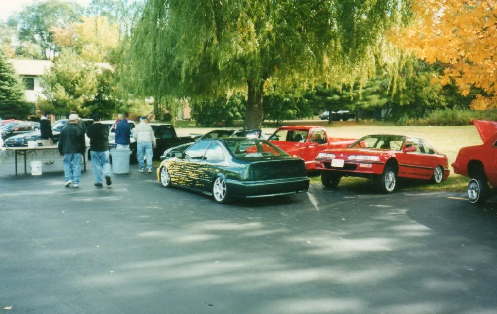 http://img.photobucket.com/albums/v739/97cavy/Old%20albany%20car%20show/img019.jpg