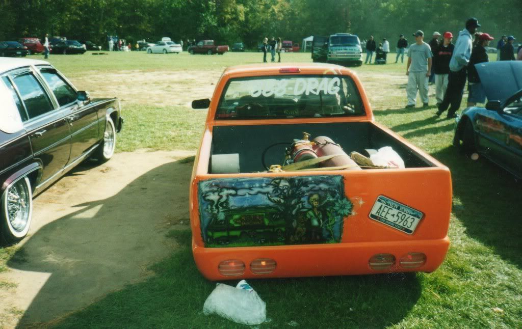 http://img.photobucket.com/albums/v739/97cavy/Old%20albany%20car%20show/img029.jpg