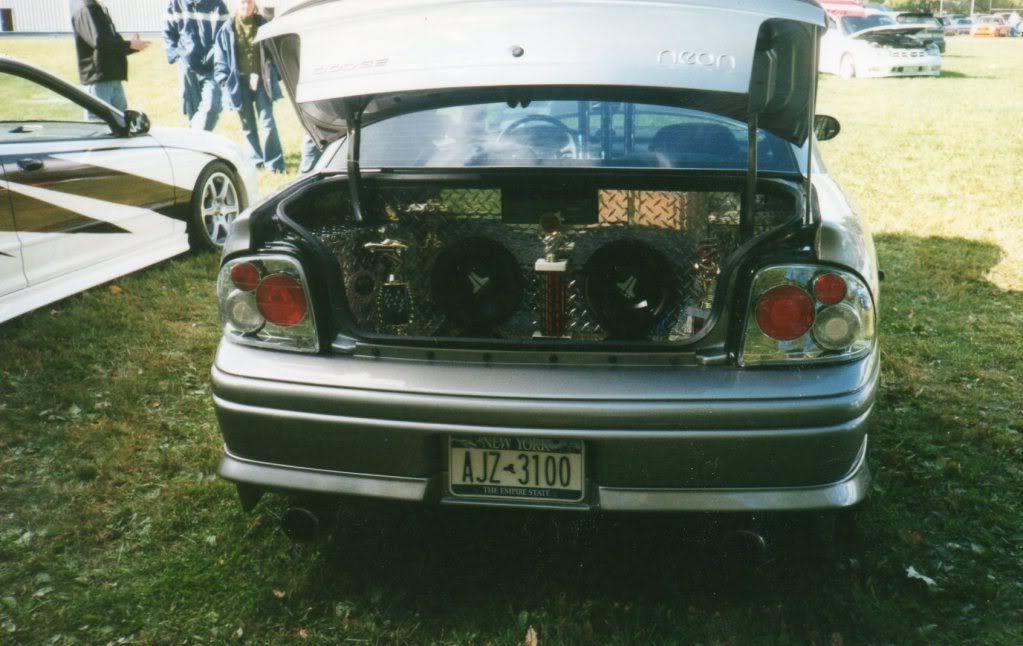 http://img.photobucket.com/albums/v739/97cavy/Old%20albany%20car%20show/img038.jpg