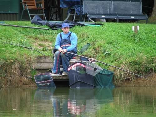 W9-5.jpg Lee 'Mouse' Woodhouse on peg 31. picture by pnm123