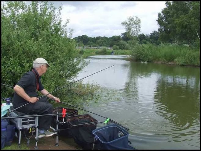 a20-3.jpg Netting a small stockie picture by pnm123