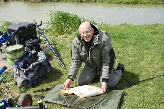af.jpg 12½lb Carp for Dave picture by pnm123