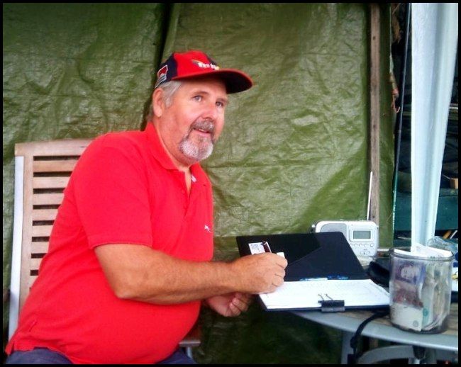 Pete (Larry Teepot)