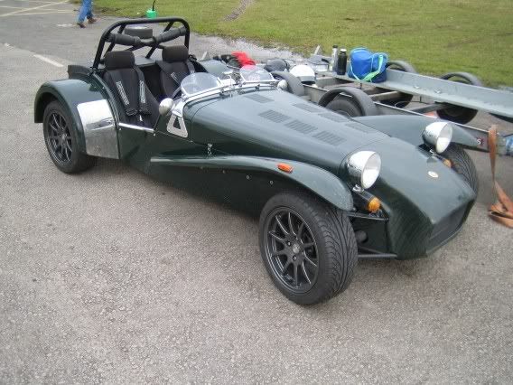 Caterham-1.jpg