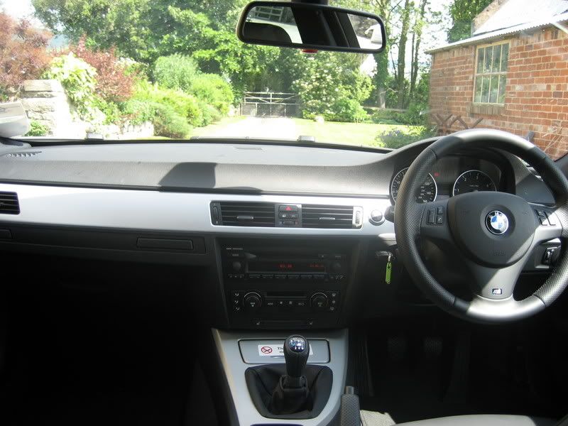 bmw010.jpg