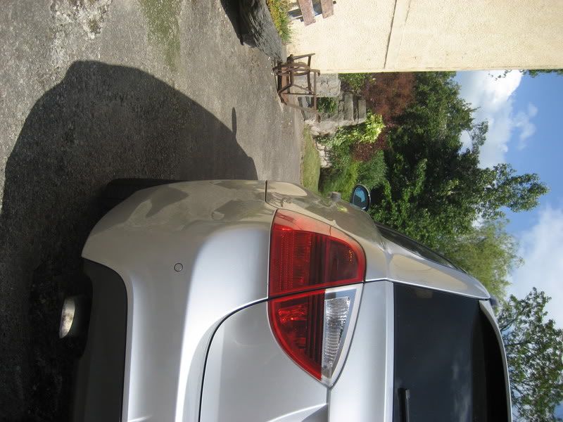 bmw015.jpg