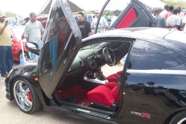 Re Black RSX Integra Type R with lambo doors in Jamaica