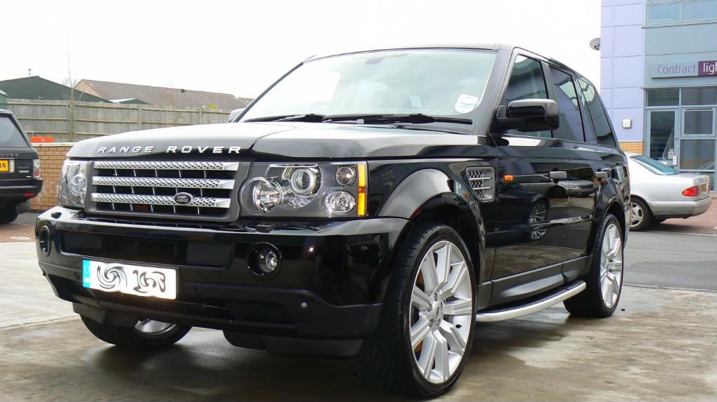 TML Valeting Ltd Black Range Rover Sport Detailing World Forum