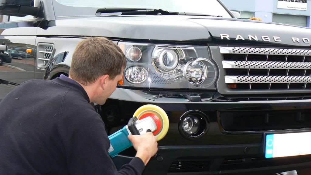 TML Valeting Ltd Black Range Rover Sport Detailing World Forum