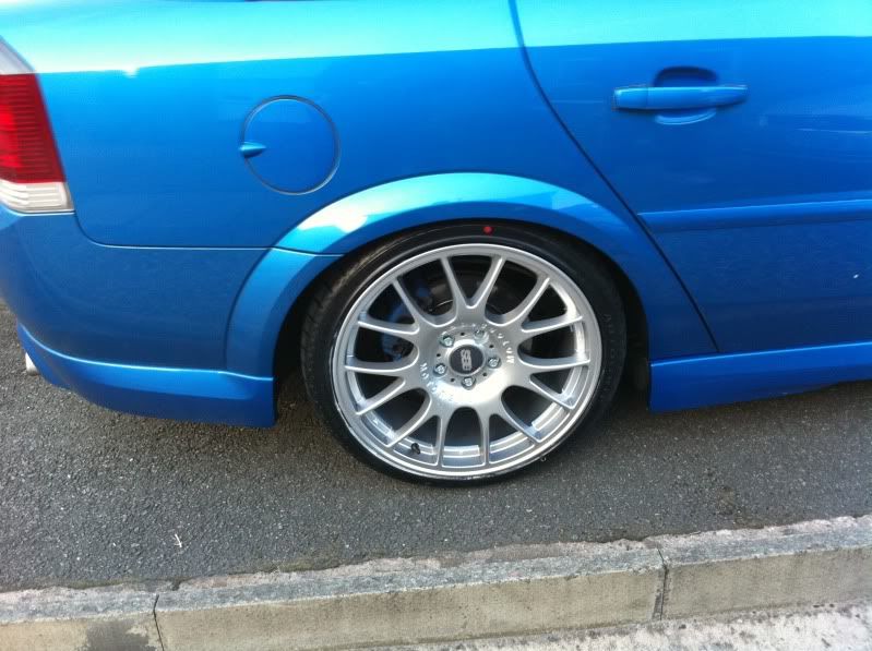 Got some 19 BBS CH's for the vectra something different yah or nae