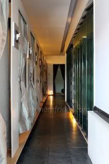 Nuat Thai Hallway