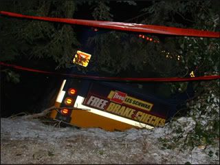 081218_bus_in_ditch.jpg