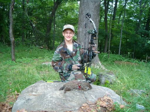 6-16-05woodchuck.jpg