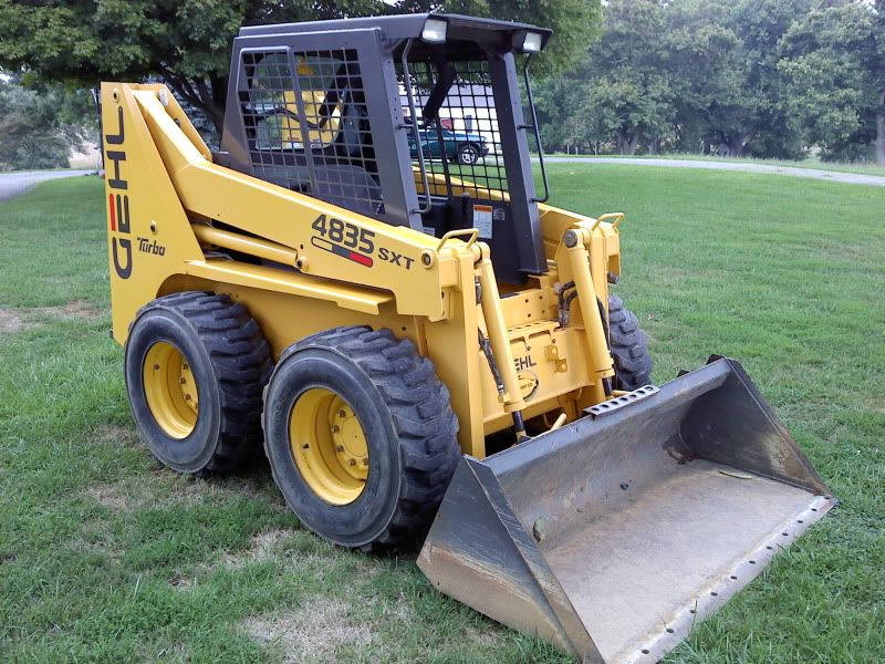 2004 Gehl 4835 SXT skid steer loader 59 hrs. in MD