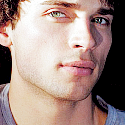 PB: Tom Welling