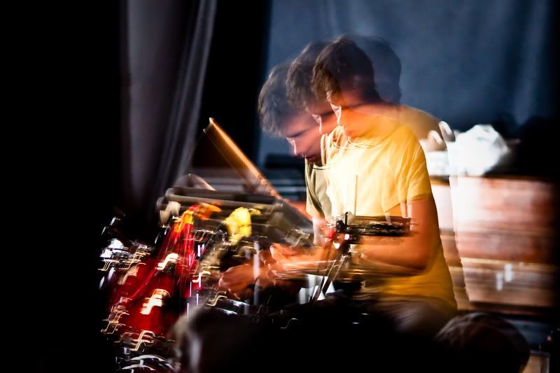 IMAGE: http://img.photobucket.com/albums/v89/Mooney/IMG_0933.jpg