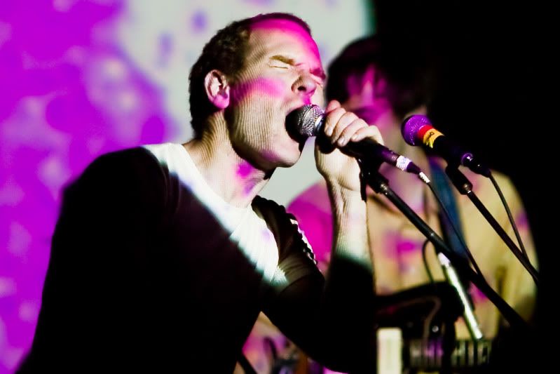 IMAGE: http://img.photobucket.com/albums/v89/Mooney/IMG_0956.jpg