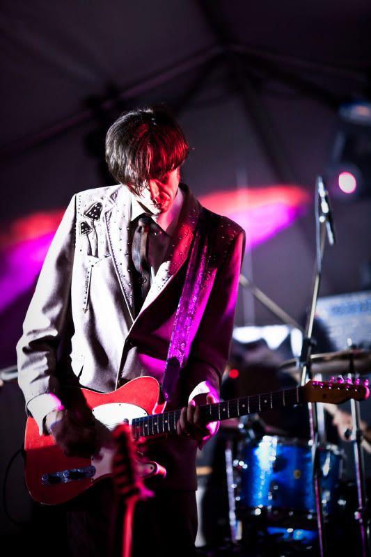 IMAGE: http://img.photobucket.com/albums/v89/Mooney/SappyFest%202010/IMG_2346.jpg