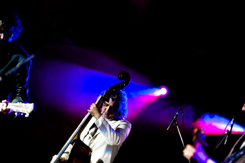 IMAGE: http://img.photobucket.com/albums/v89/Mooney/SappyFest%202010/IMG_2650.jpg