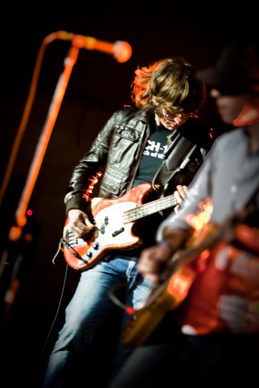 IMAGE: http://img.photobucket.com/albums/v89/Mooney/SappyFest%202010/IMG_2779.jpg