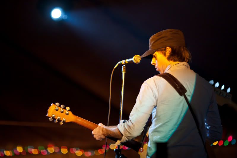 IMAGE: http://img.photobucket.com/albums/v89/Mooney/SappyFest%202010/IMG_3216.jpg