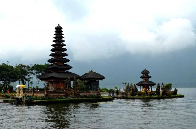  photo DSC_05131024x678.jpg