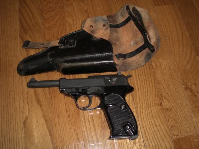 holsters034.jpg