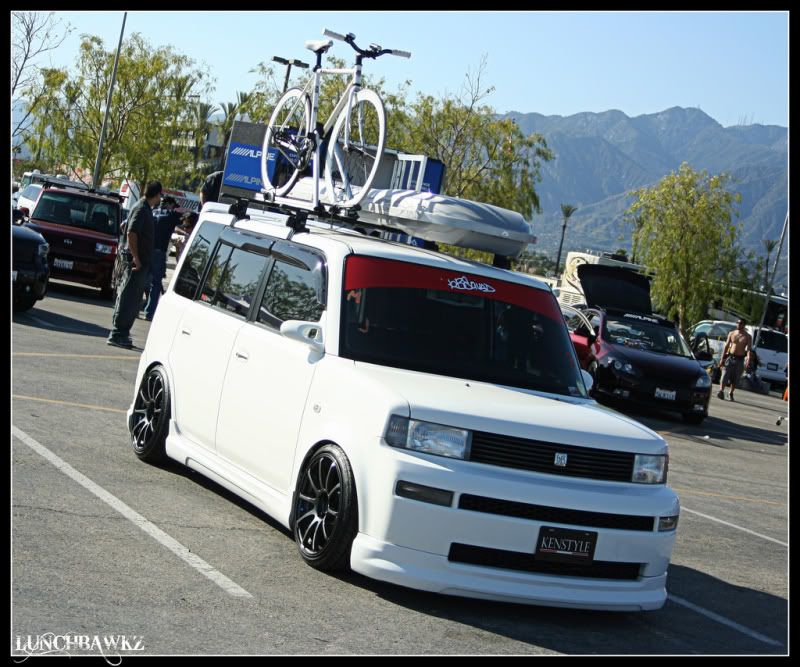 FS Inno Roof Rack w/ Upright Bike Attachment Scion xB Forum