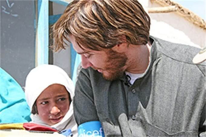 UNICEF_ClayInAfghanistan01_04_12_07.jpg