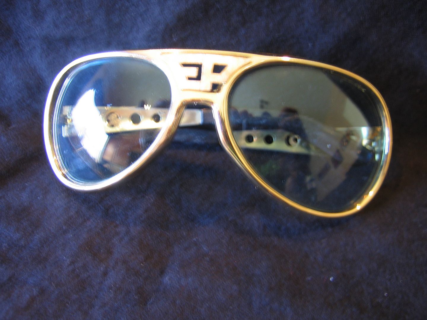 ELVIS,AVIATOR SUNGLASSES, RARE, ELVIS,OPTIC BOUTIQUE,ORIGINAL 1970s TCB