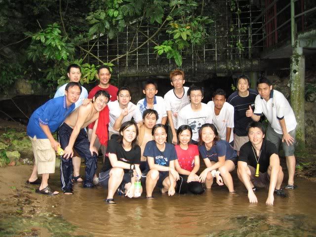 'Gua Tempurung Group Shot #1'