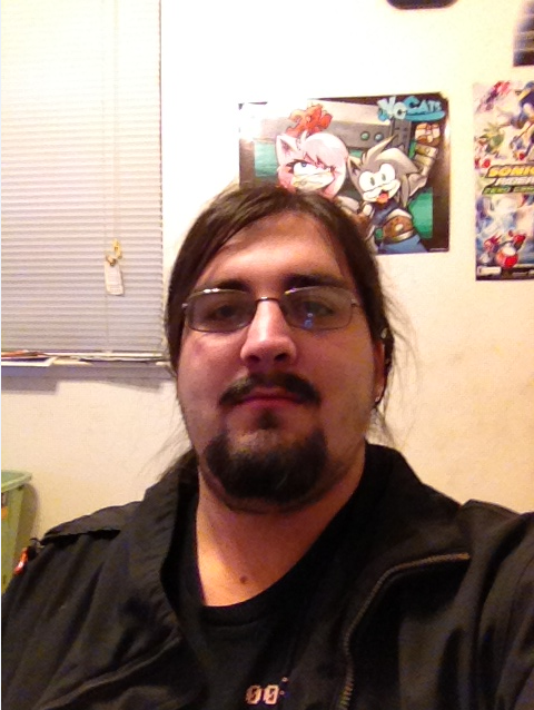http://img.photobucket.com/albums/v96/Lenoh/LenohIRL.png