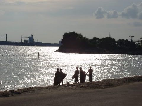 Image hosted by Photobucket.com