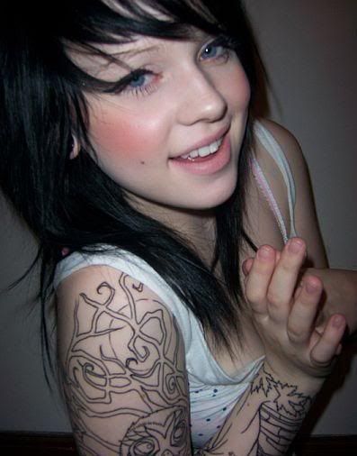 Would you go out with a girl who had huge tattoos?