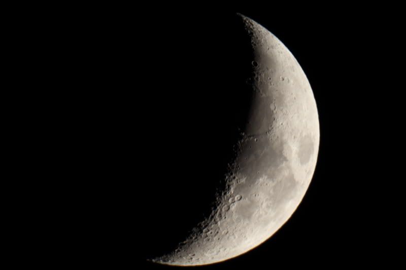 moon1-full.jpg