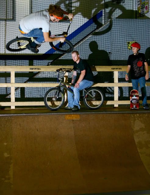 IMAGE: http://img.photobucket.com/albums/v98/jaydmcrx/IMG_4173.jpg