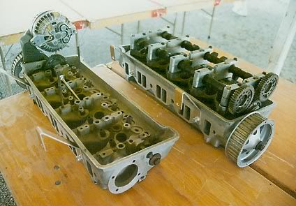 Dohc_HEMI_engine202.jpg