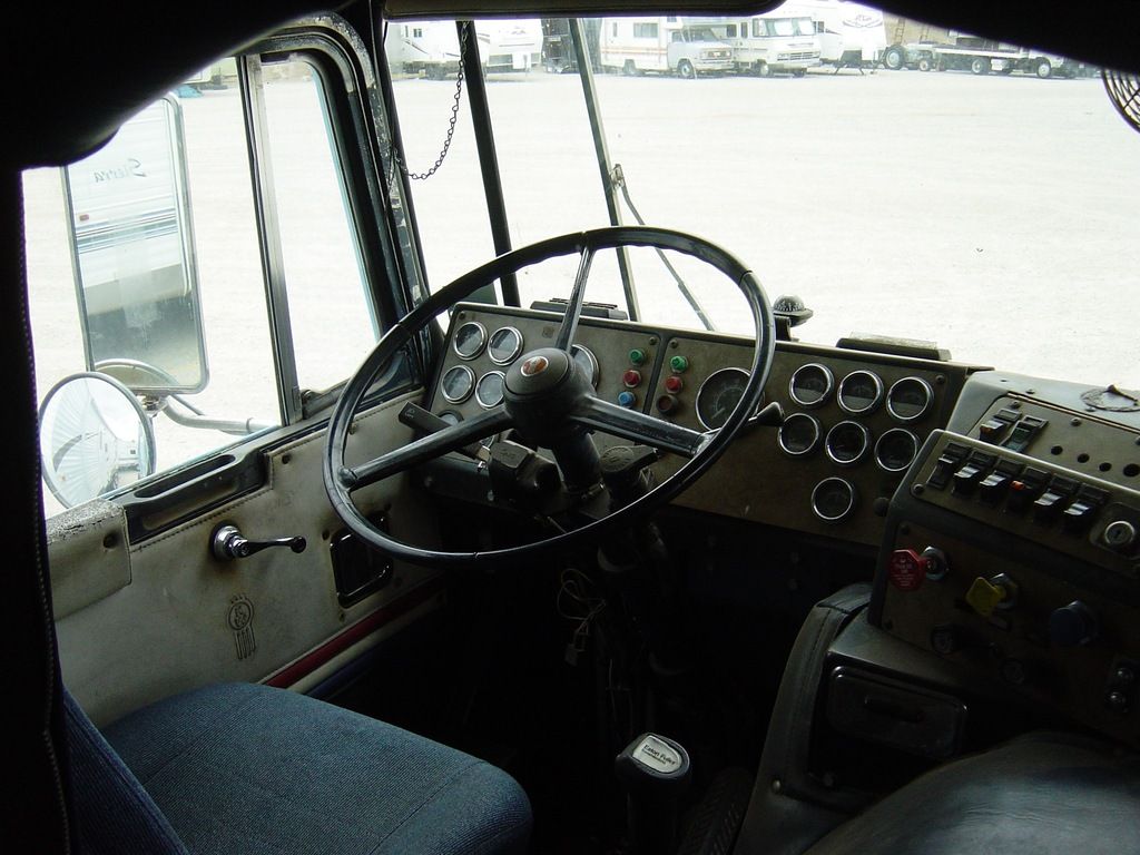76_kenworth_interior.jpg