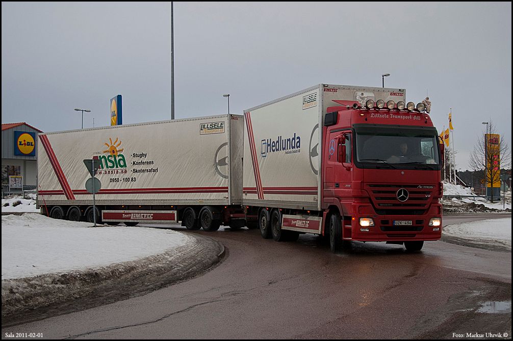 Mercedes_Actros_UZK494_Sala_20110201.jpg