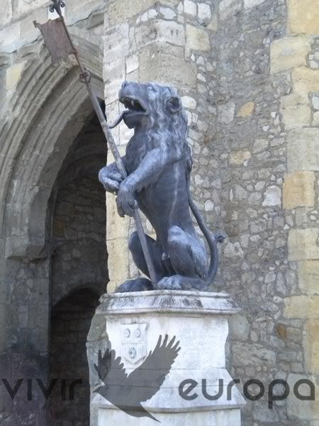 León del Bargate de Southampton.