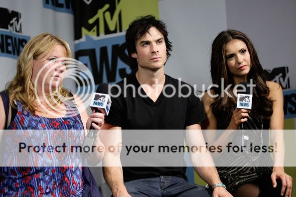 Ian Somerhalder - Sayfa 3 IanSomerhalderMySpaceMTVTowerDuringComichugZOEoNFqkl